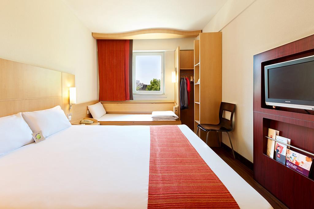 Ibis Chuzhou 1912 Hotel Exterior foto