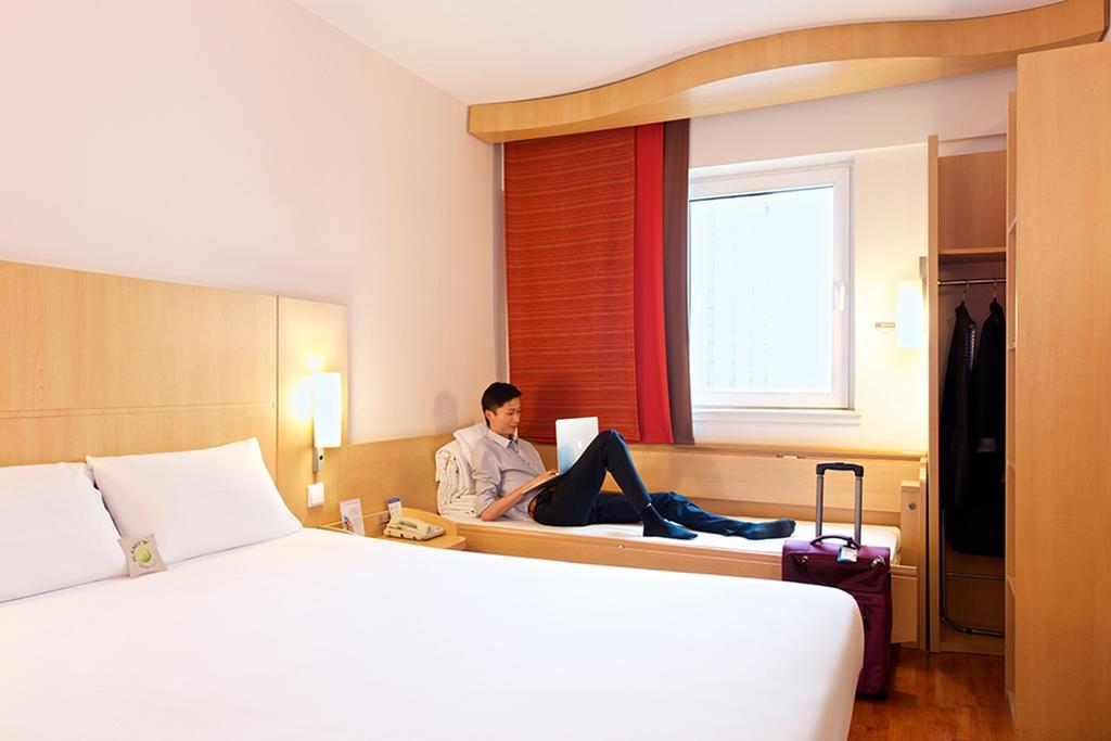 Ibis Chuzhou 1912 Hotel Exterior foto